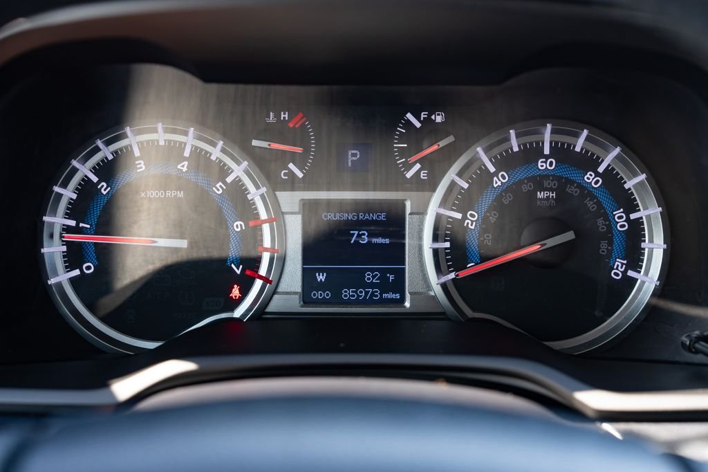 Used 2018 Super White Toyota TRD Off-Road image 18