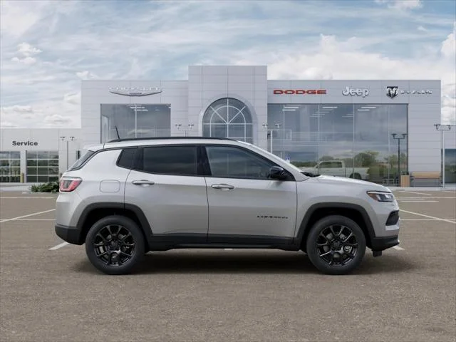 New 2026 Silver Zynith Metallic Clear-Coat Exterior Paint Jeep Latitude image 47