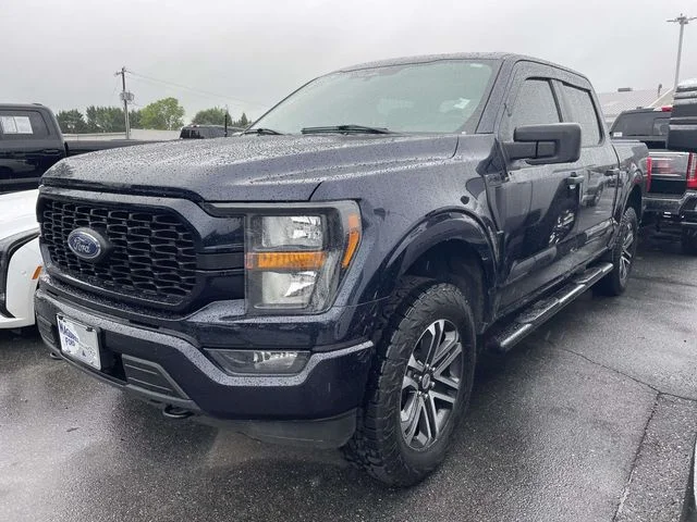 Used 2023 Blue Metallic Ford XL image 3