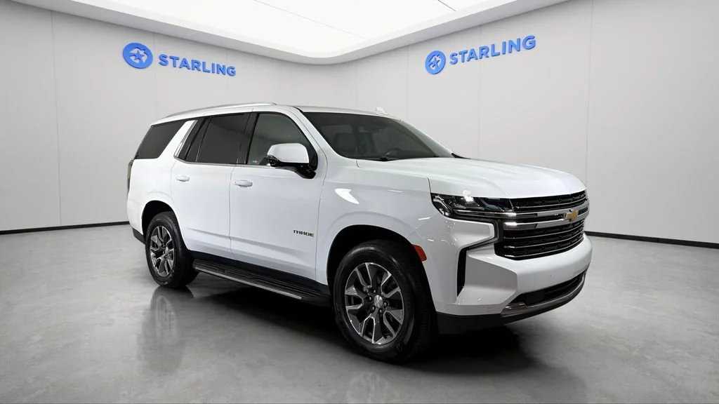 Used 2023 Summit White Chevrolet LT image 13