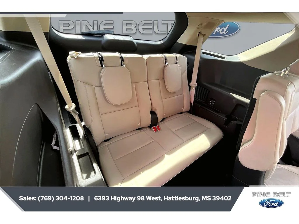 Used 2022 Star White Metallic Tri-Coat Ford Platinum image 21