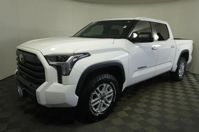 Certified Used 2025 Ice Toyota SR5 image 7