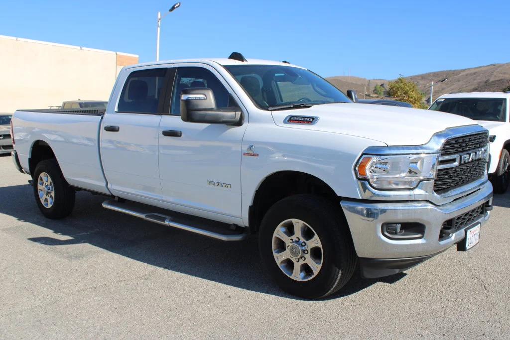 Used 2024 White Ram Big Horn image 3