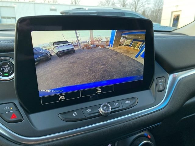 Used 2024 Blue Chevrolet LT image 26