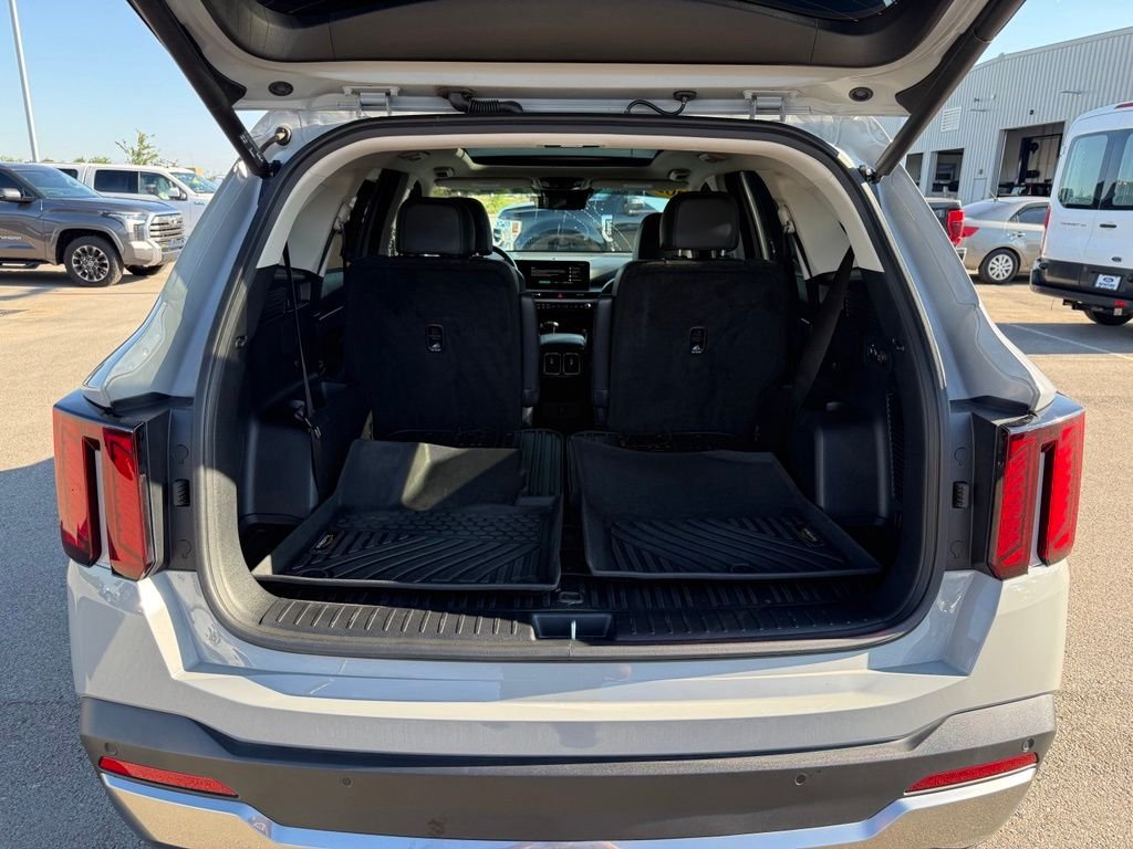 Used 2025 Gray Kia EX image 36