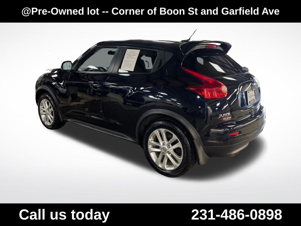 Used 2013 Black Nissan SL image 3