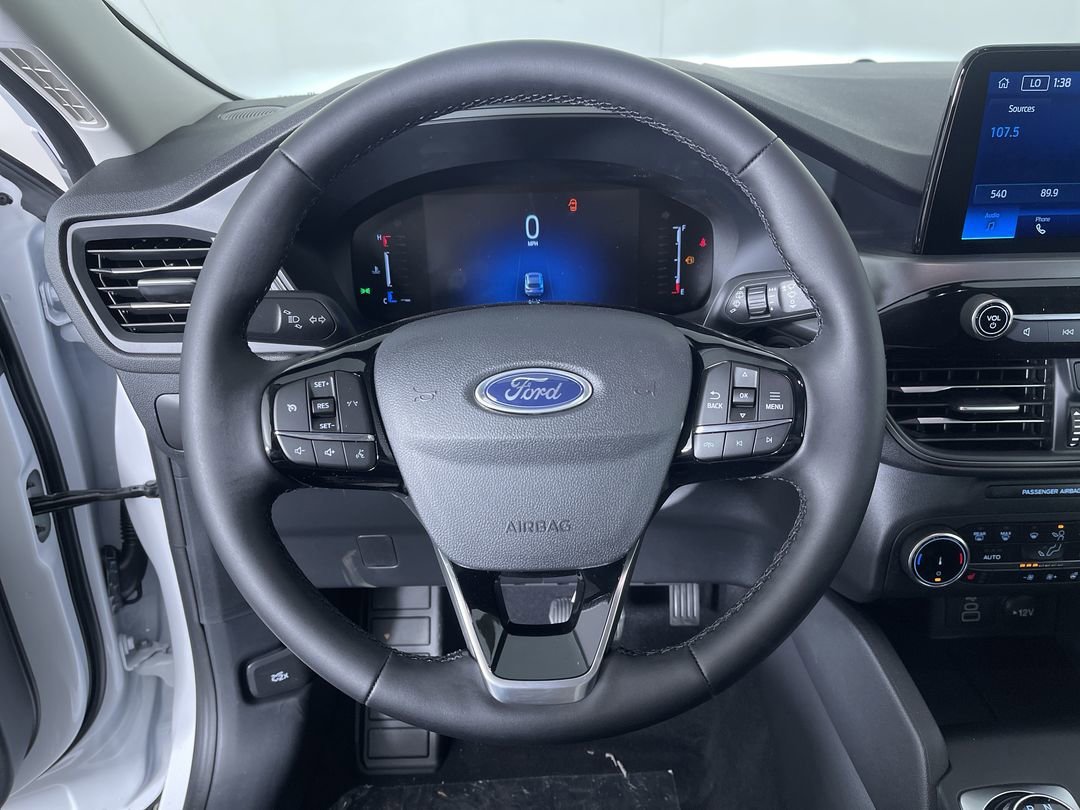 New 2026 Oxford White Ford Active image 16