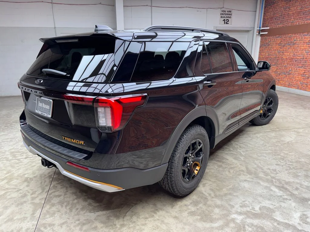 New 2026 Agate Black Metallic Ford Tremor® image 6