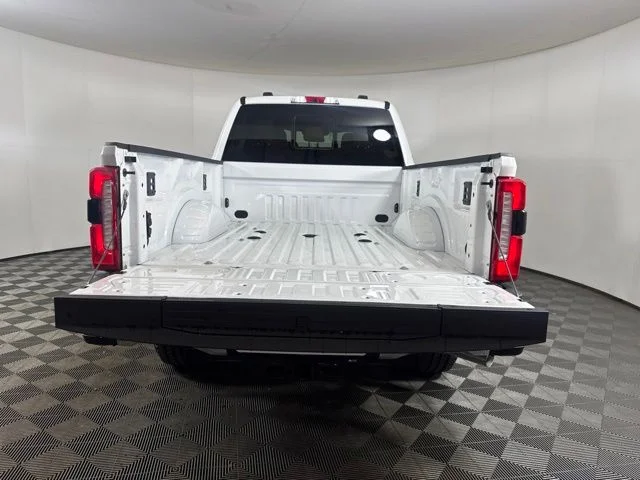 New 2026 Star White Metallic Tri-Coat Ford Lariat image 20
