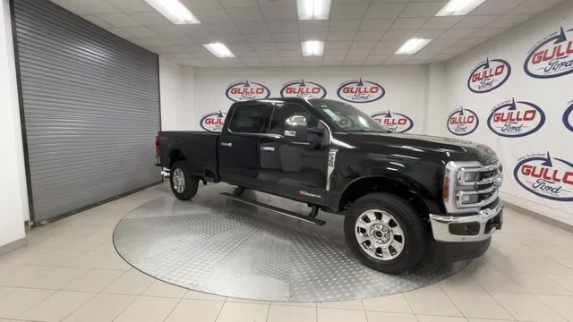 New 2026 Agate Black Metallic Ford King Ranch image 2