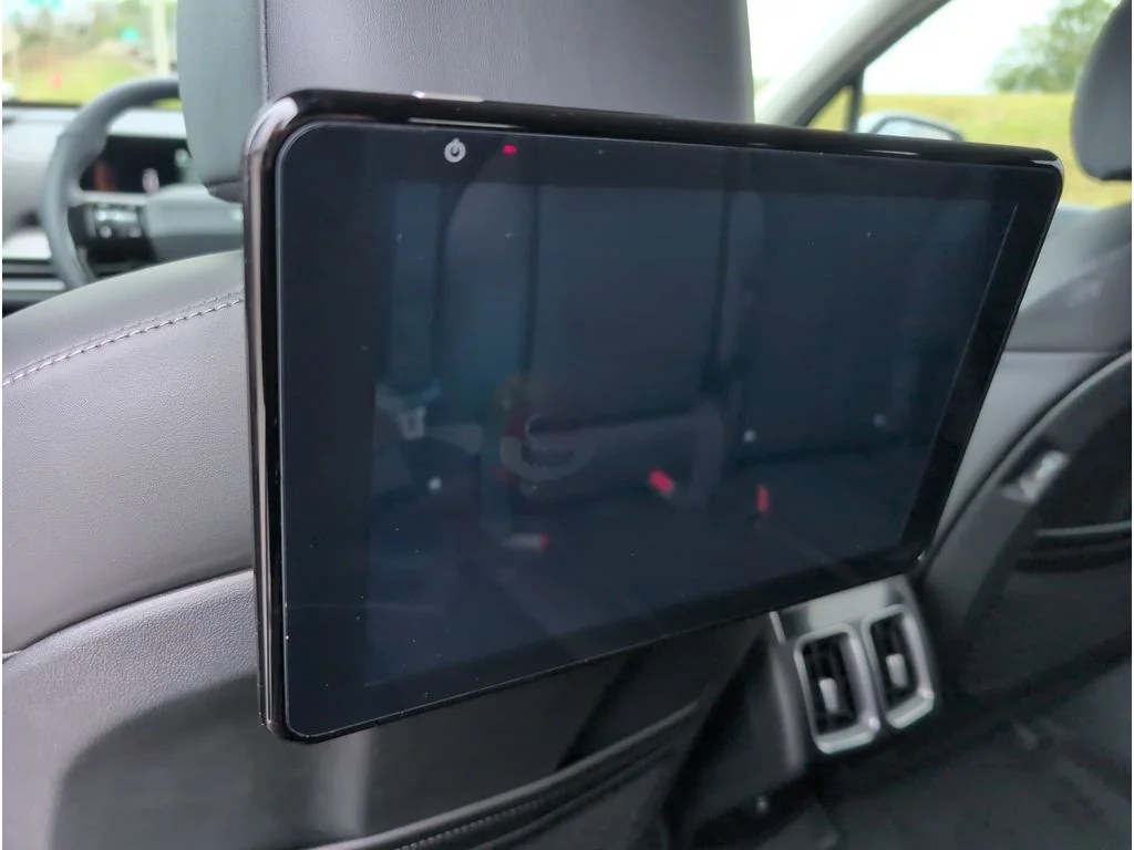 New 2026 Wolf Gray Kia S image 34