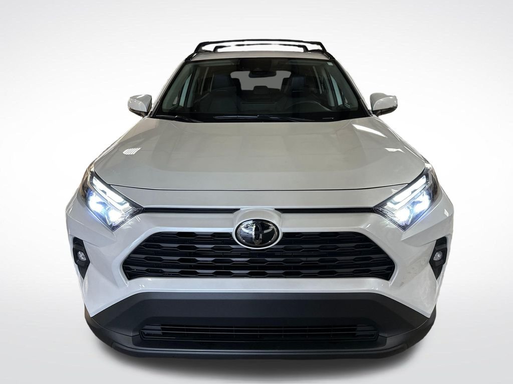 Used 2024 Beige Toyota XLE Premium image 8