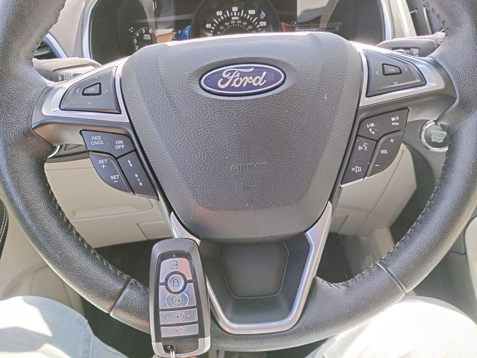 Used 2018 White Ford Titanium image 21