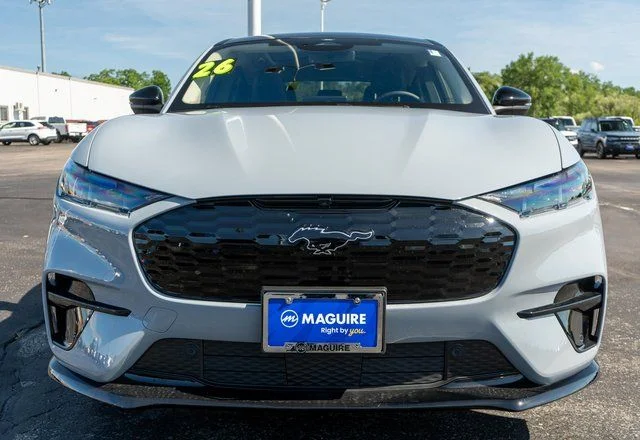 New 2026 Glacier Gray Metallic Tri-coat Ford Premium image 3