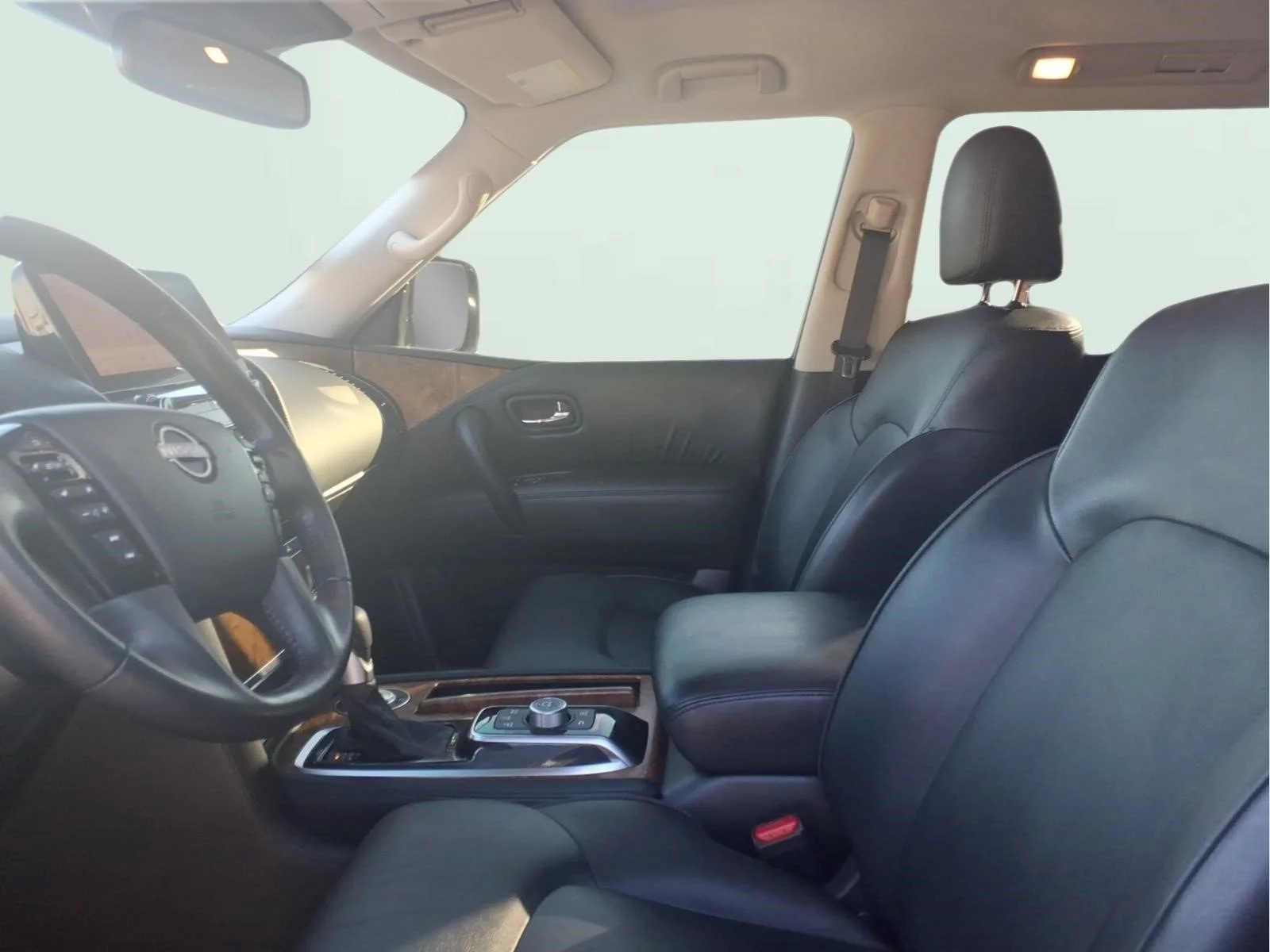 Used 2022 Gray Nissan SL image 7