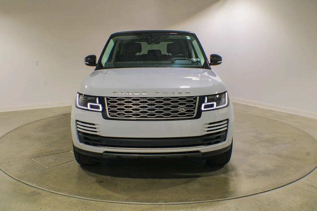 Used 2020  Land Rover HSE image 8