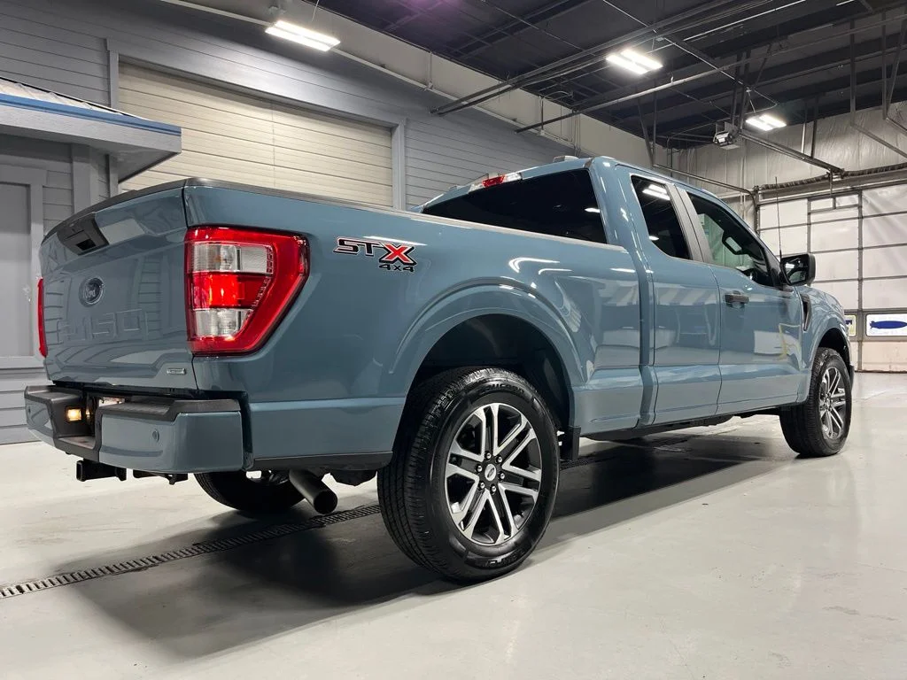 Used 2023 Blue Ford XL image 7