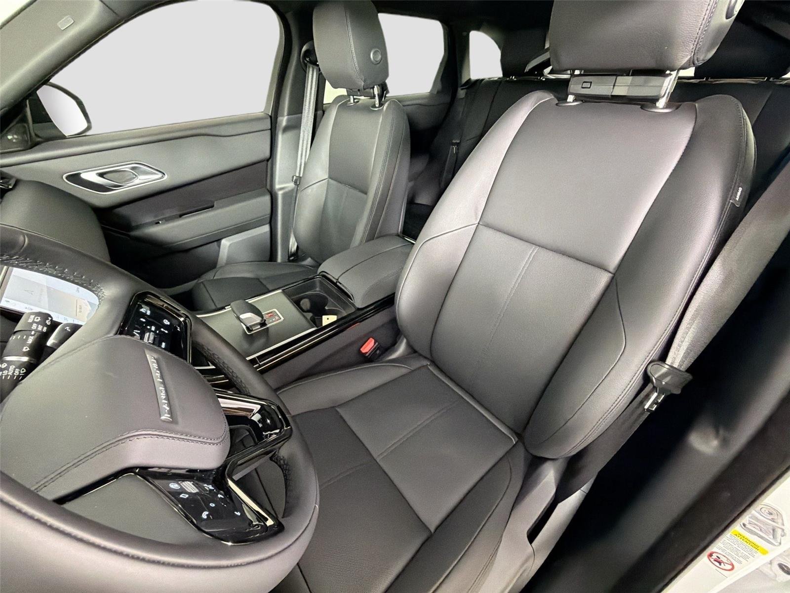 New 2026 Fuji White LAND ROVER Dynamic SE image 20