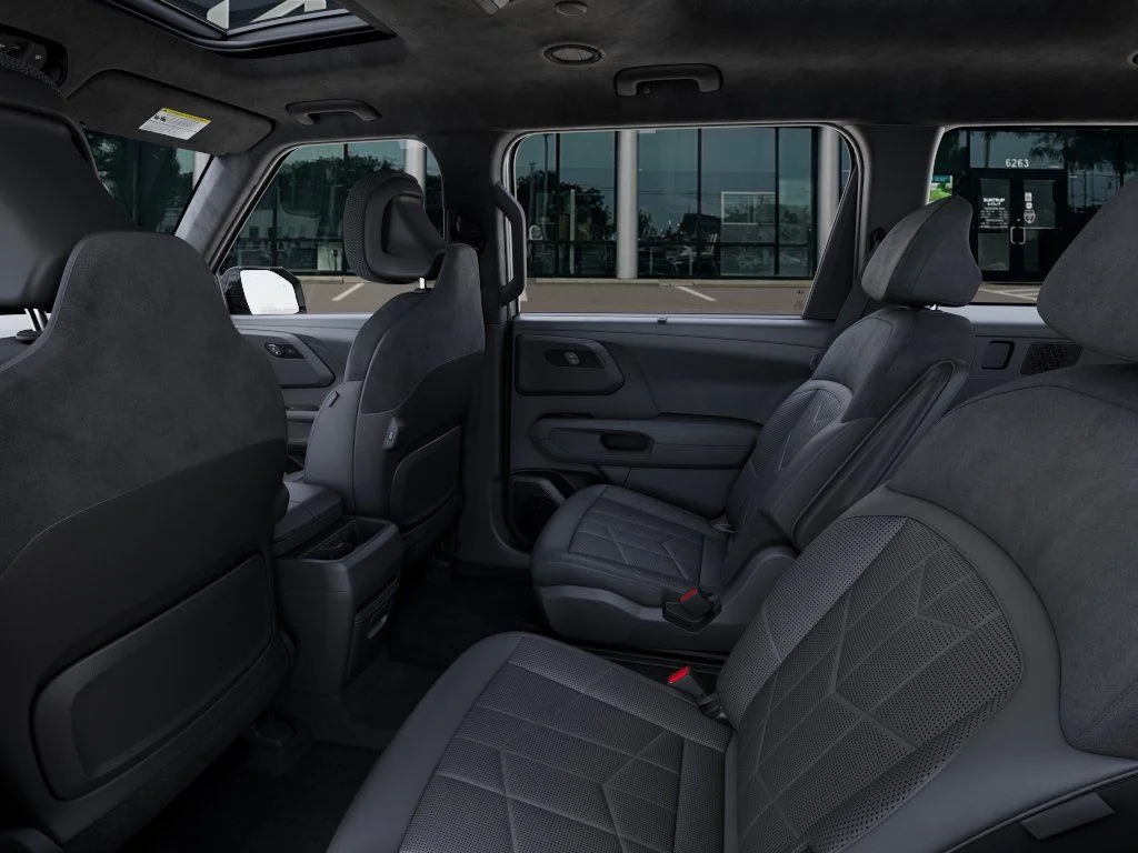 New 2027 Wolf Gray Kia X-Pro SX Prestige image 19