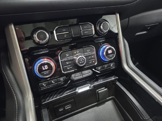 Used 2021 Black GMC Denali image 24