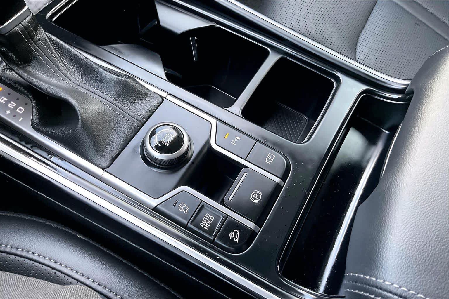 2025 Kia Sorento S - Photo 35