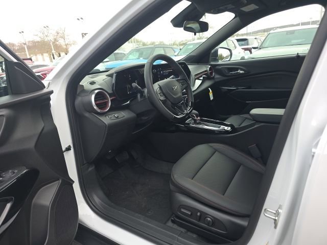 2026 Chevrolet Trax RS - Photo 13
