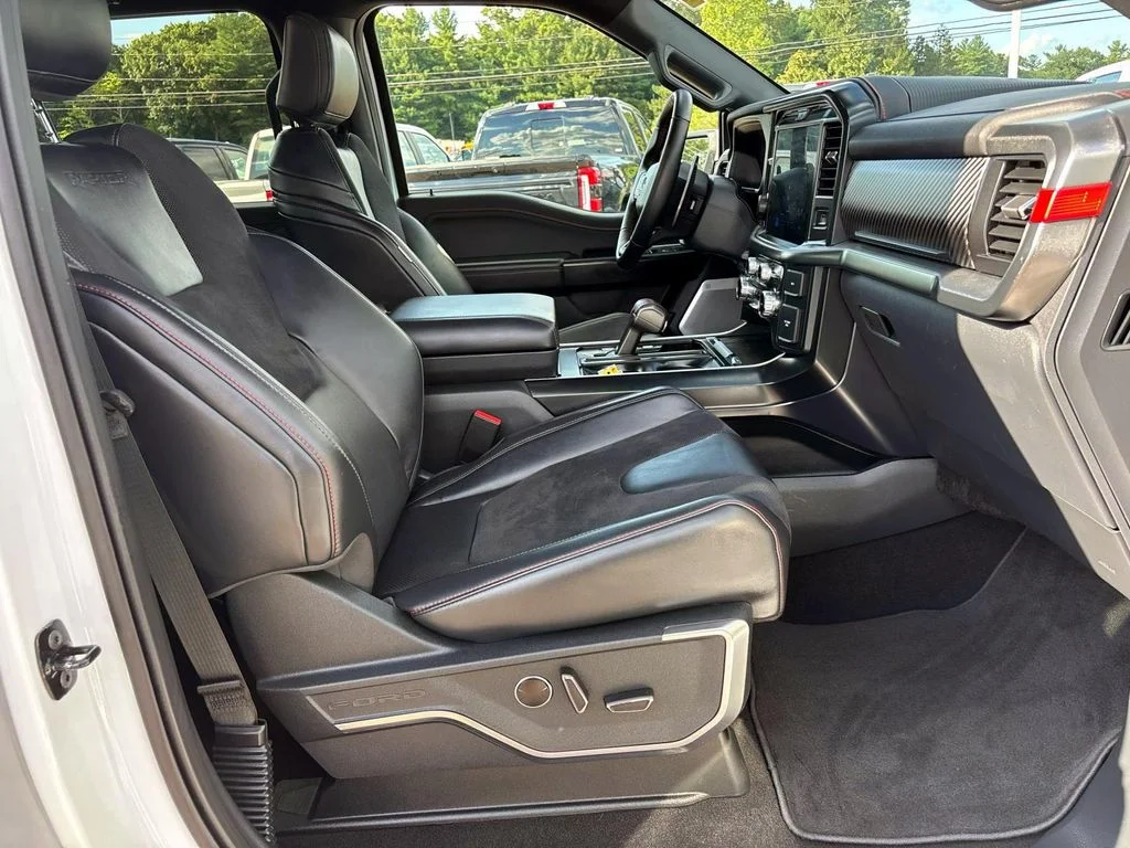 Used 2025 Oxford White Ford Raptor image 16