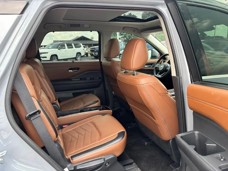 2024 Nissan Pathfinder Platinum - Photo 12