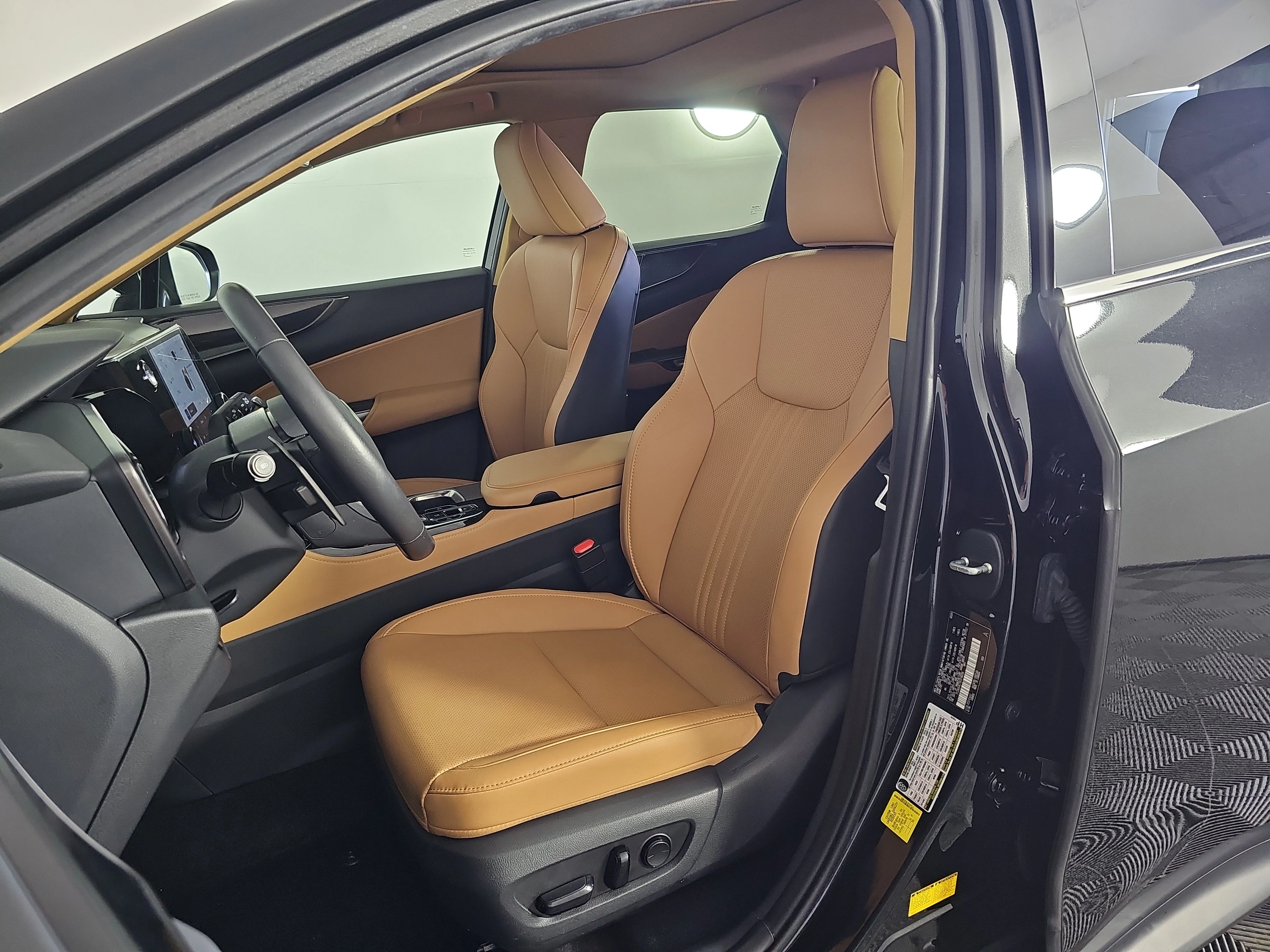 Used 2025 Caviar Lexus NX 250 image 18