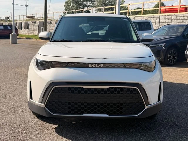 Certified Used 2024 Snow White Pearl Kia LX image 8