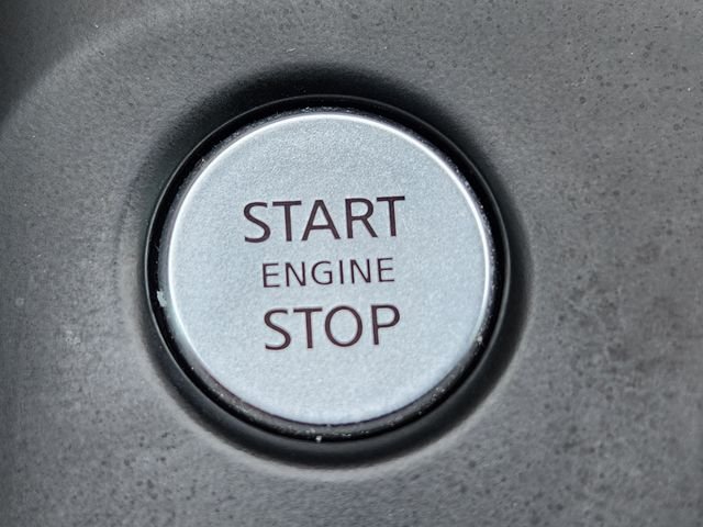 Used 2022 Gray INFINITI ESSENTIAL image 31