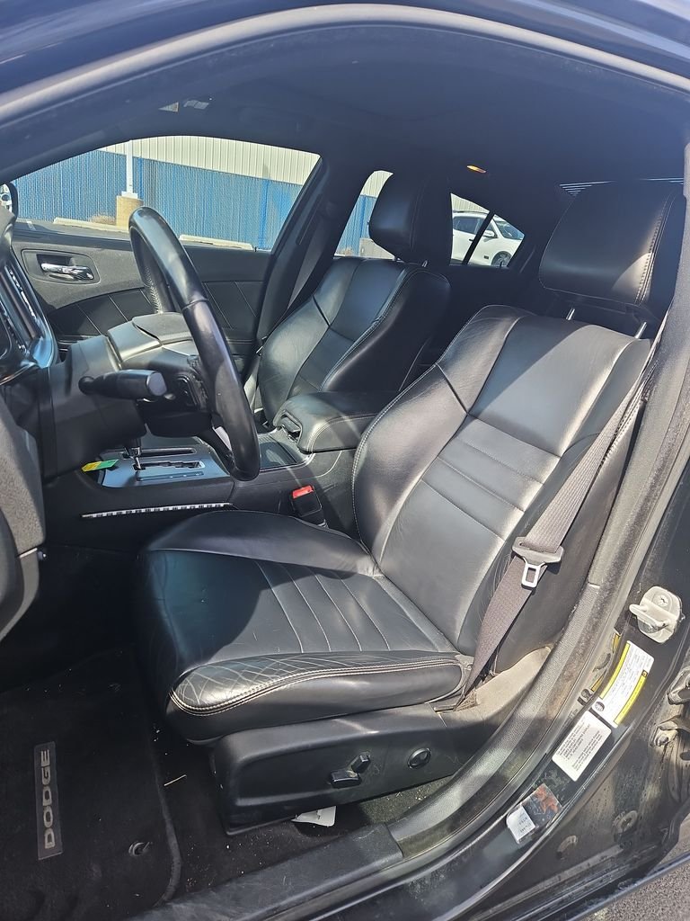Used 2014 Black Dodge R/T image 9