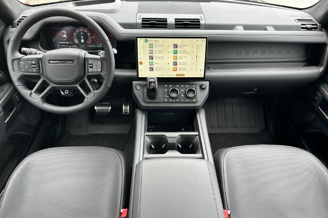 New 2026 Narvik Black Land Rover  image 12