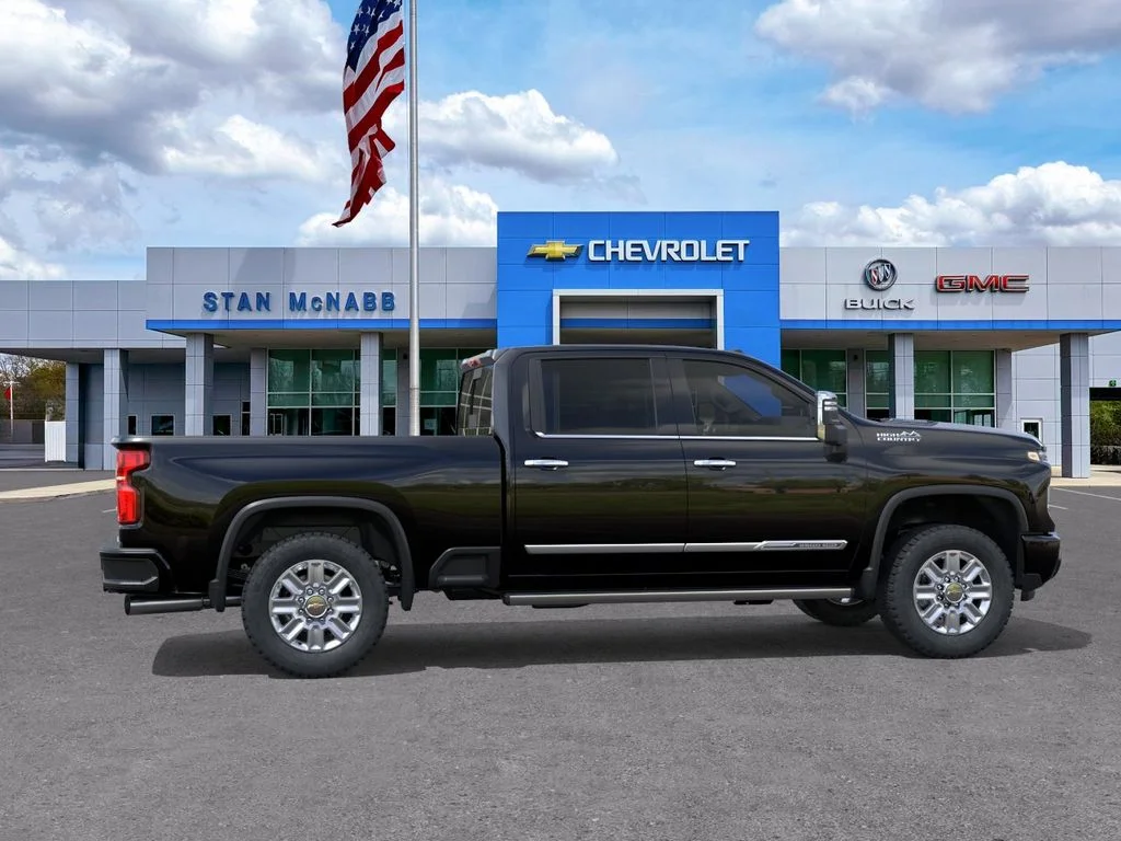 New 2026 Black Chevrolet High Country image 5