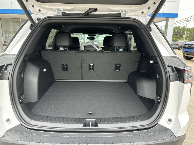 2027 Chevrolet Equinox LT - Photo 31