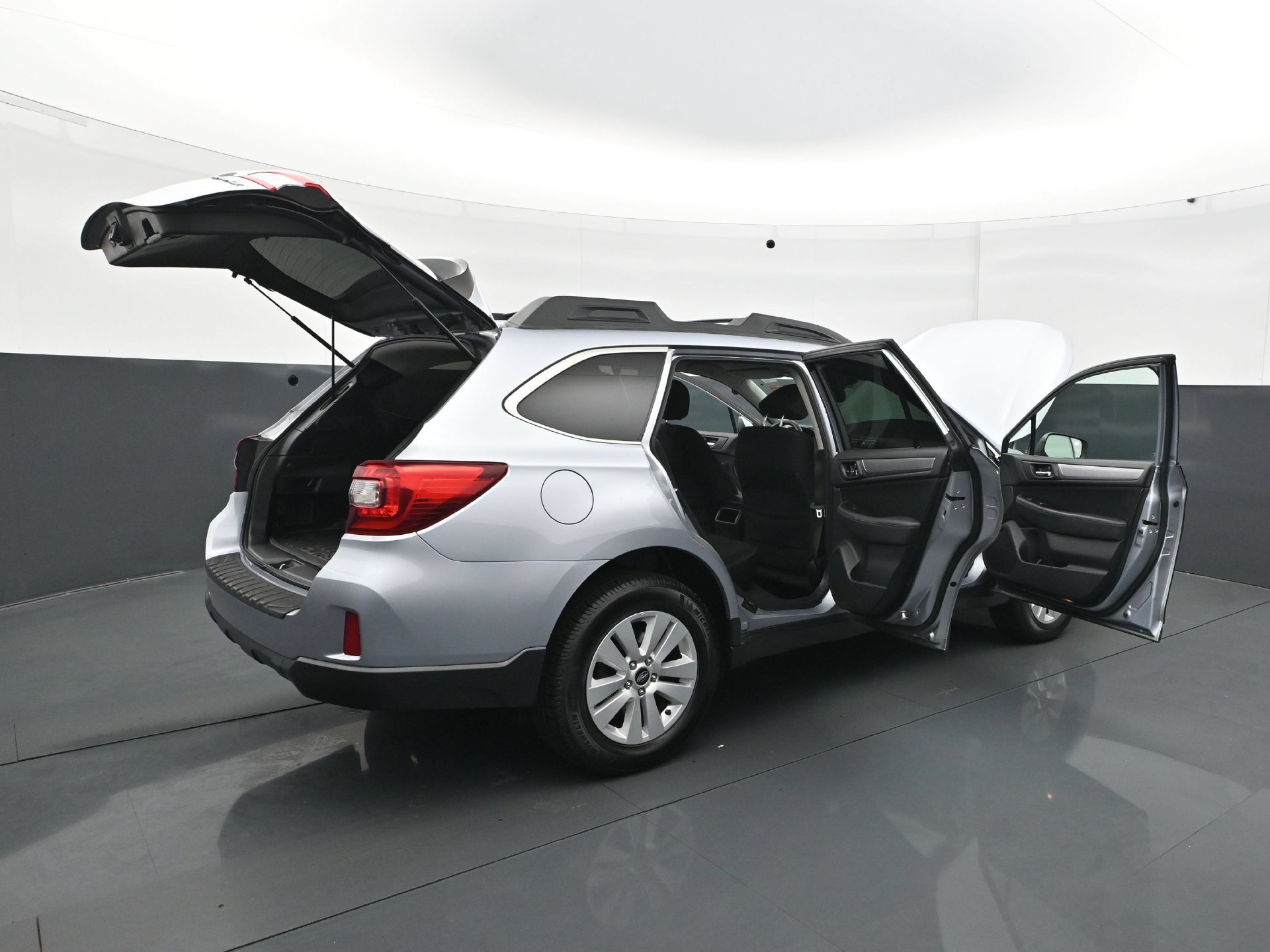 Used 2015 Ice Silver Metallic Subaru 2.5i Premium image 36