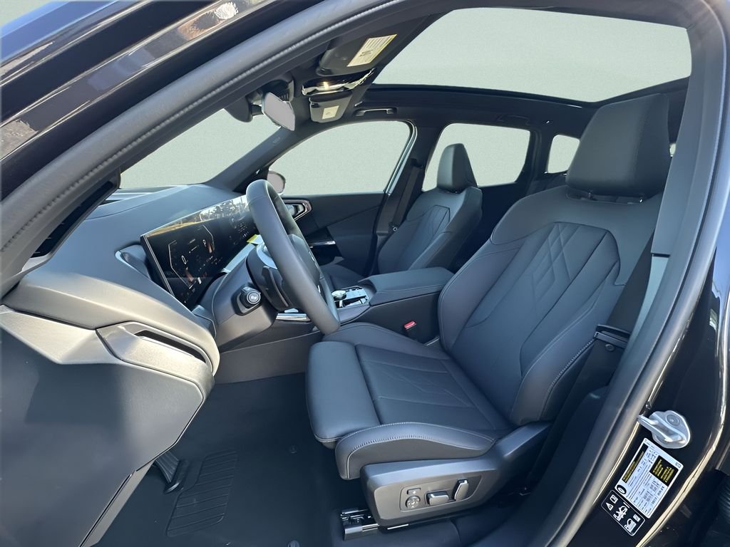 2026 BMW X3 30 - Photo 13