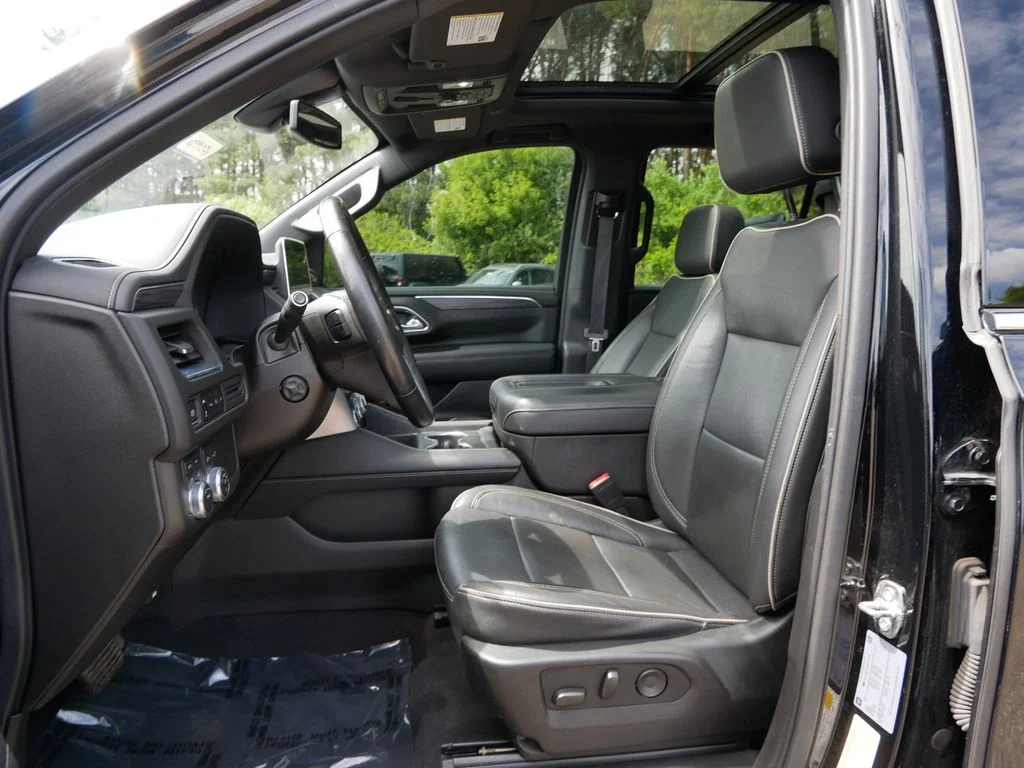 Used 2021 Black GMC SLT image 14
