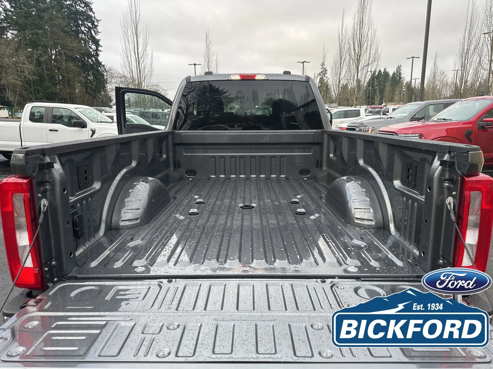 New 2026 Gray Ford XLT image 7