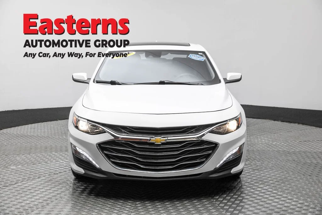 Used 2024 White Chevrolet LT image 2