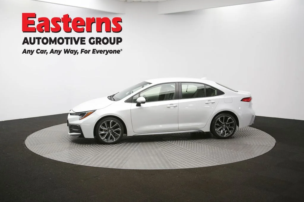 Used 2022 White Toyota SE image 57