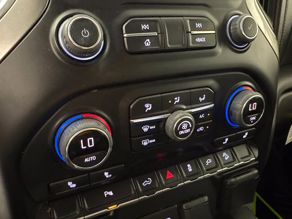 Used 2022 White Chevrolet LT Trail Boss image 39