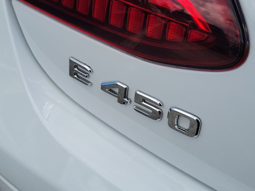 Certified Used 2023 MANUFAKTUR Moonlight White Mercedes-Benz E 450 image 7