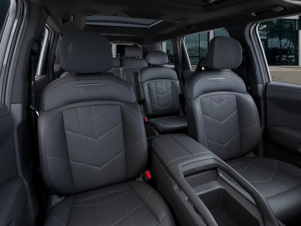 New 2027 Wolf Gray Kia X-PRO SX image 16