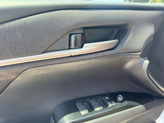 2025 Toyota Camry LE - Photo 18