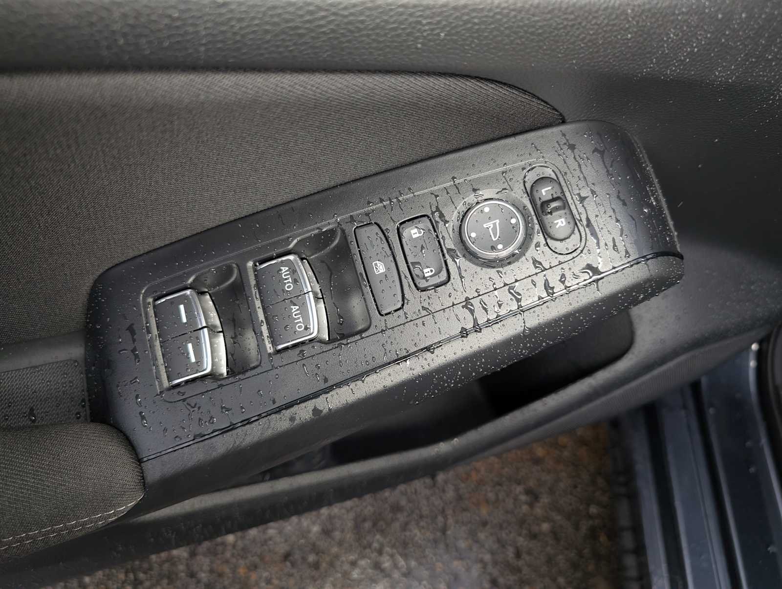 2026 Honda Civic Hatchback Sport - Photo 25