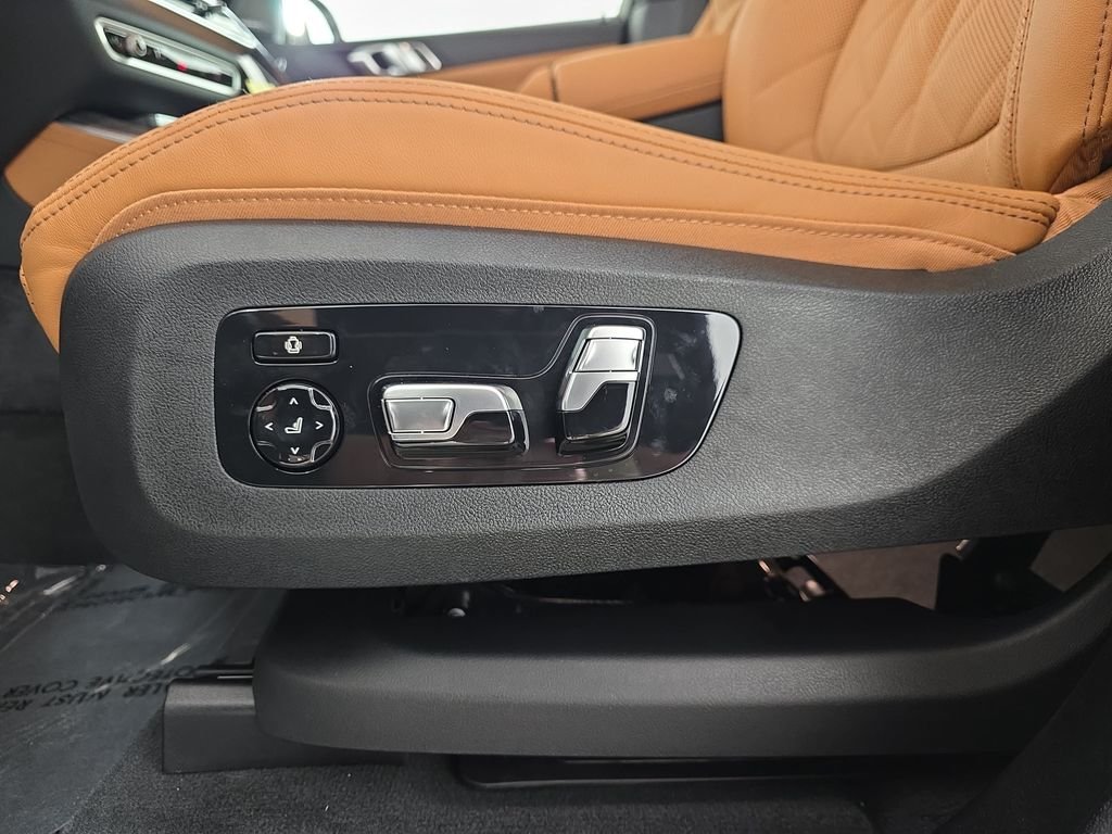 New 2026 Mineral White Metallic BMW xDrive40i image 29