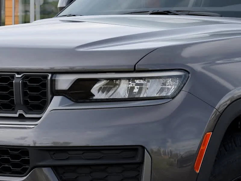 New 2026 Baltic Gray Metallic Clearcoat Jeep Laredo Altitude image 10