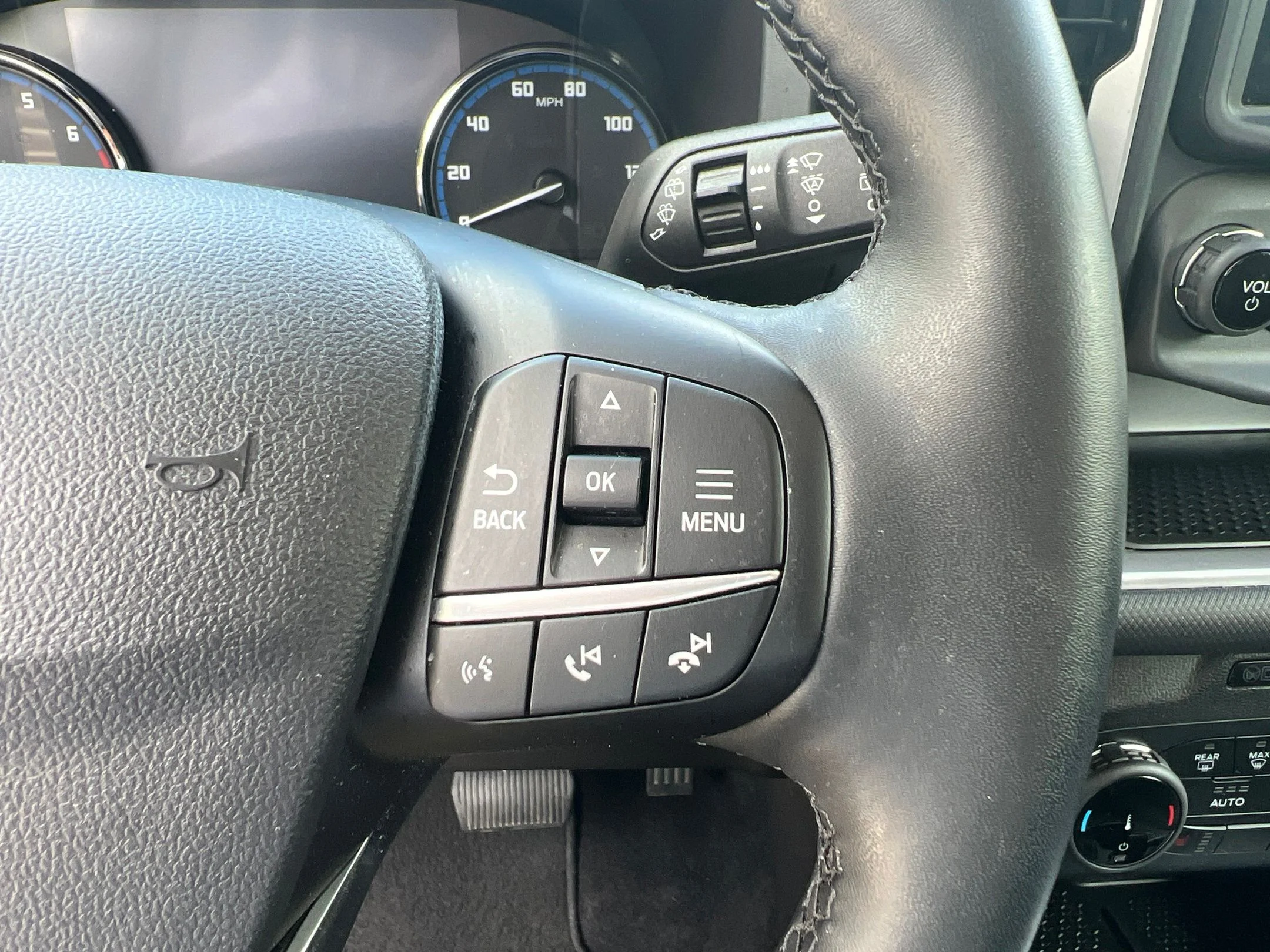 Used 2024 Gray Ford Outer Banks image 27
