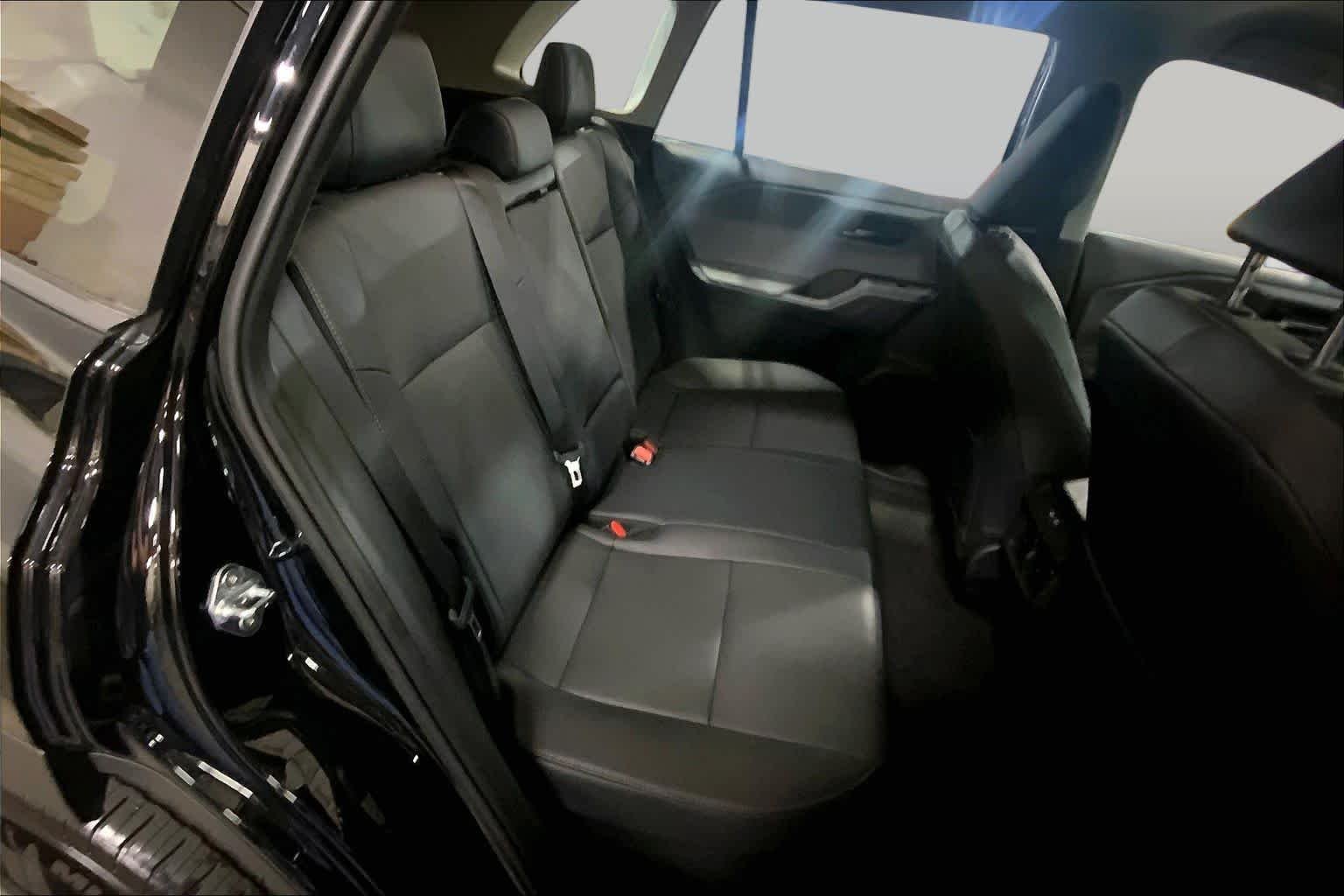 Used 2026 Midnight Black Metallic Toyota XLE Premium image 20